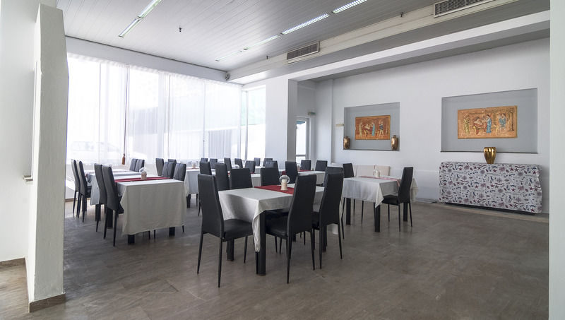 Paradiso Resort Agia Marina  Екстериор снимка