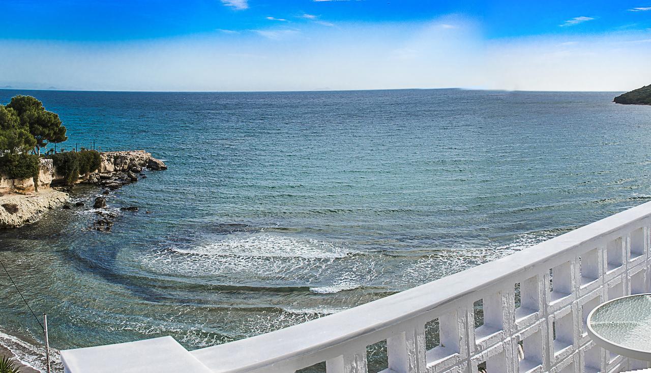 Paradiso Resort Agia Marina  Екстериор снимка